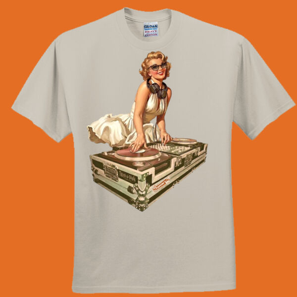 BombshellDJ Vintge Truth-a-ganda tee Thumbnail